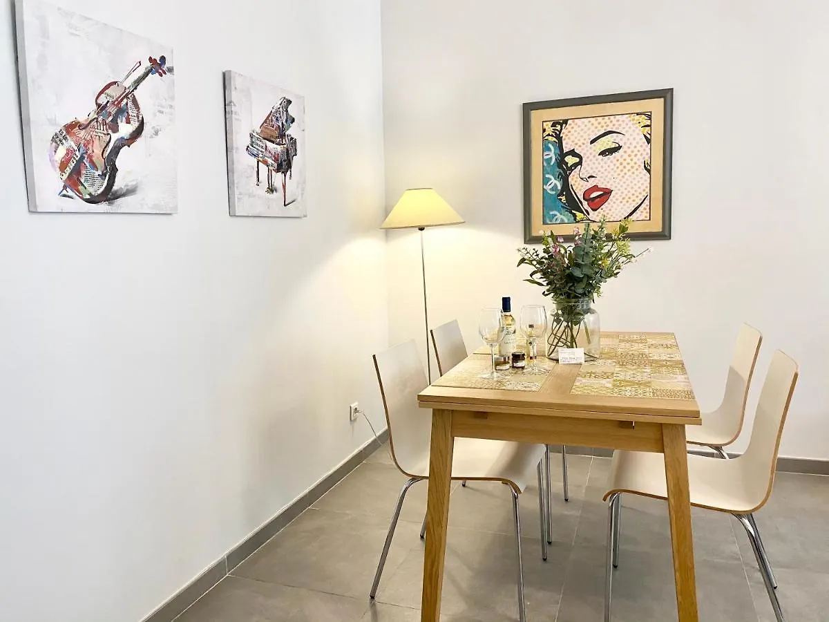 Apartment Cozy 2Br Appartment Near The Port Of Nice