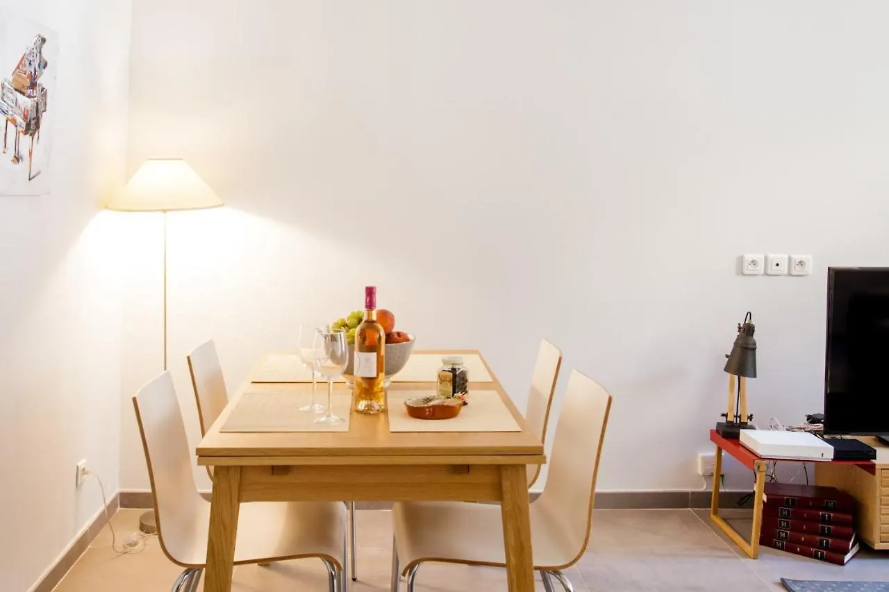 Apartment Cozy 2Br Appartment Near The Port Of Nice France